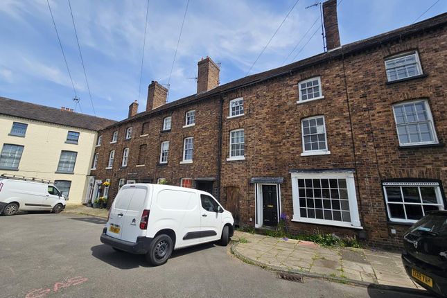 2 bed property, in Hospital Street, £184,950