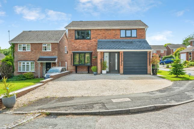 4 bed property, in Ingham Drive, £460,000