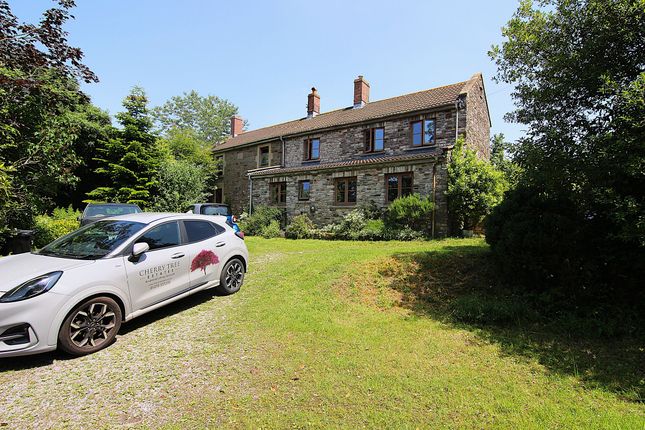 3 bed property, in Starlings, £750,000