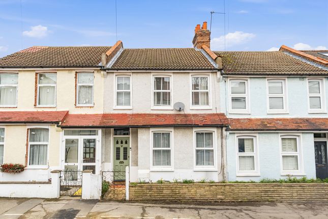3 bed property, in Beauchamp Road, £475,000