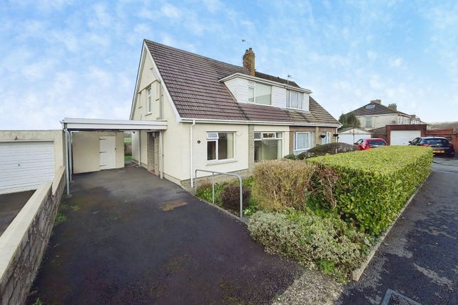 3 bed property, in Woodfield Avenue, £220,000