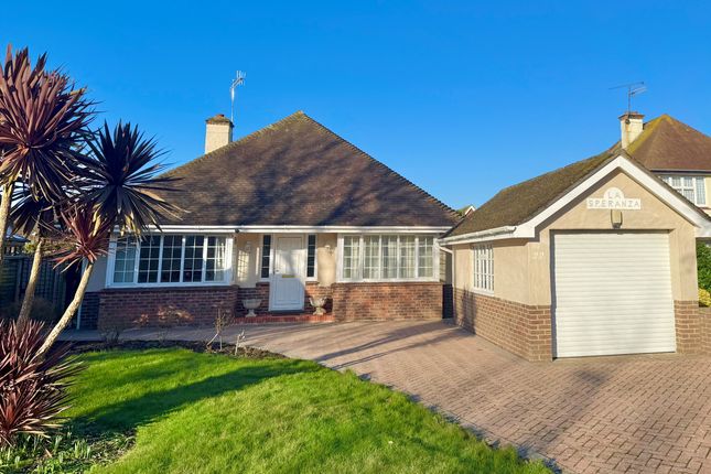3 bed property, in Park Drive, £580,000
