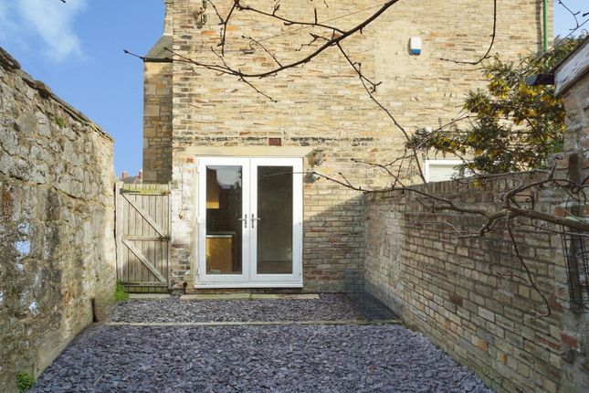 3 bed property, in Cambridge Terrace, £260,000