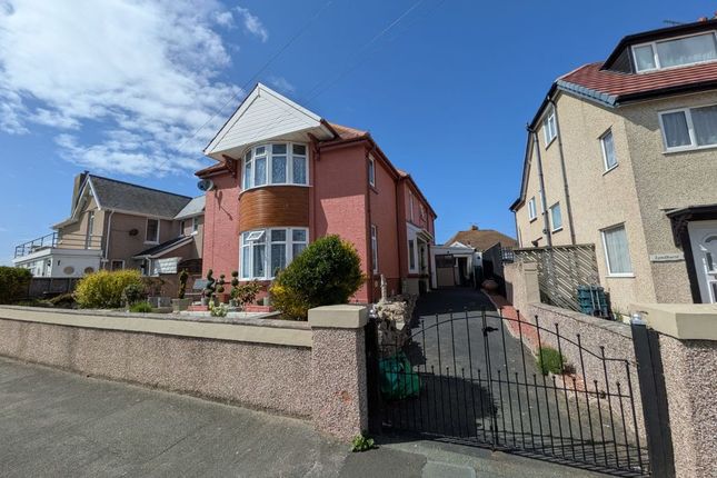3 bed property, in Herkomer Crescent, £389,950