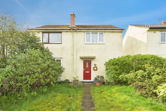 3 bed property, in Queensway, £220,000