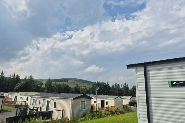 2 bed property, in Peebles, £40,000