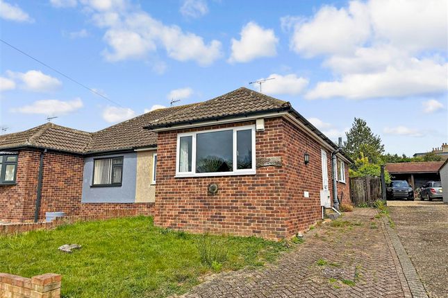 2 bed property, in Freemans Road, £220,000