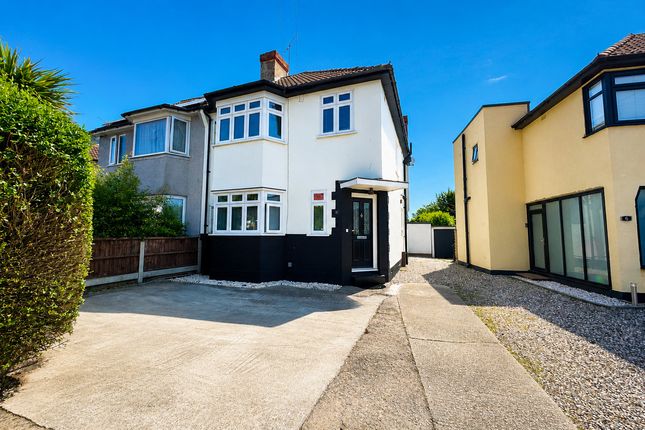 3 bed property, in Brendon Way, £425,000