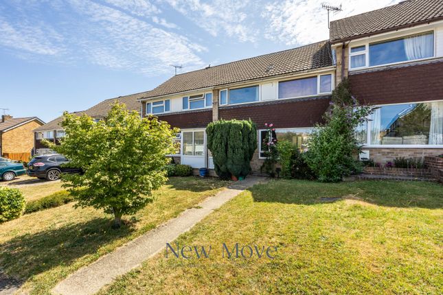 4 bed property, in Charlwoods Road, £425,000