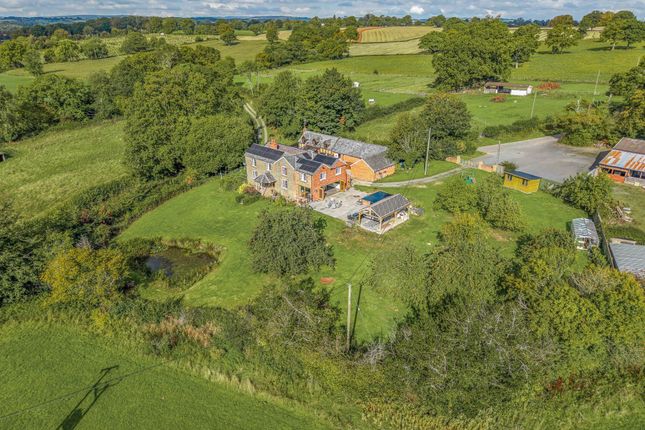 5 bed property, in Woonton, £1,000,000