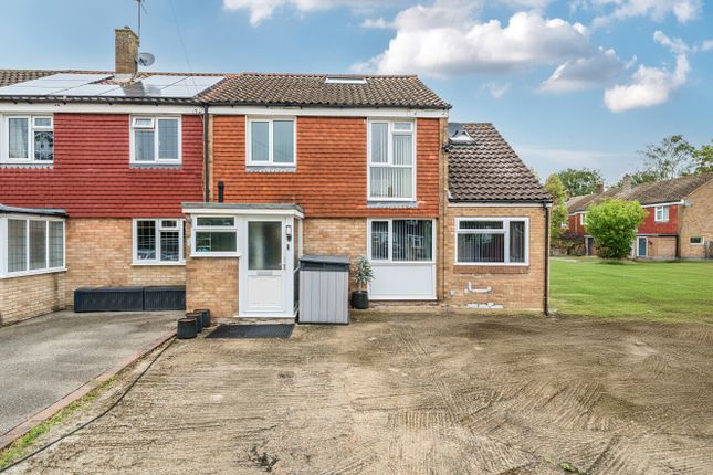 7 bed property, in Red Cedars Road, £625,000
