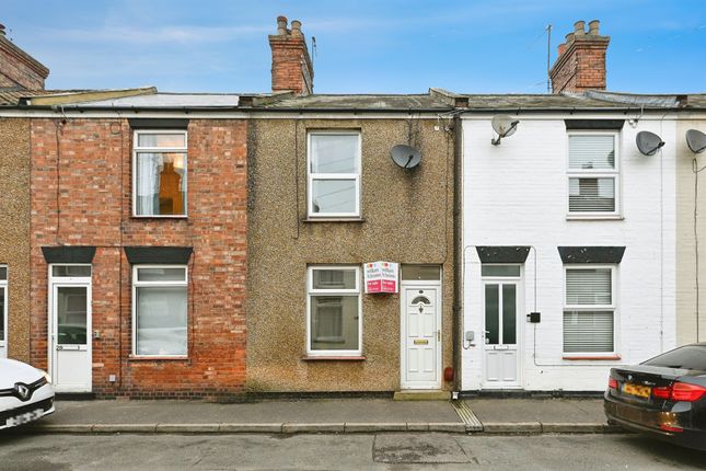 3 bed property, in Hockham Street, £125,000
