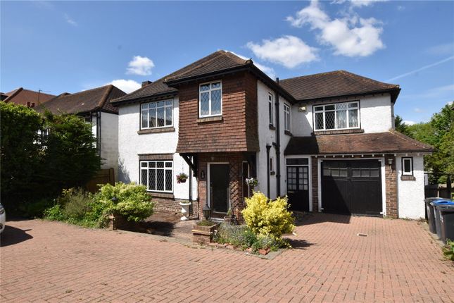 4 bed property, in Hartley Down, £850,000
