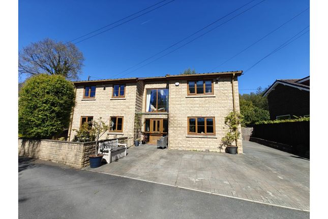 4 bed property, in Gorsey Intakes, £625,000
