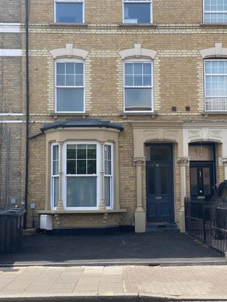 10 bed property, in Brooke Road, £2,850,000
