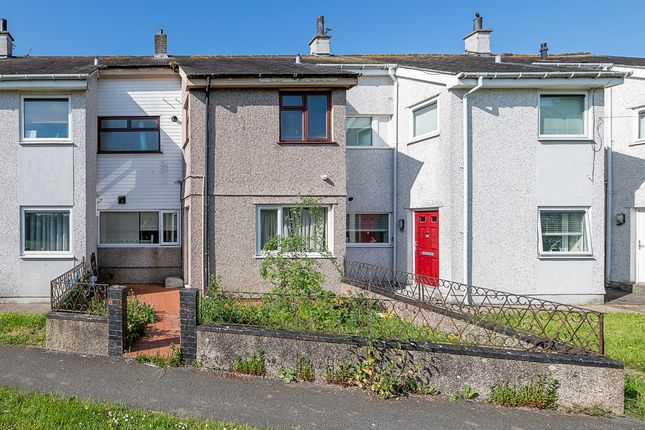 3 bed property, in Glan Peris, £68,000