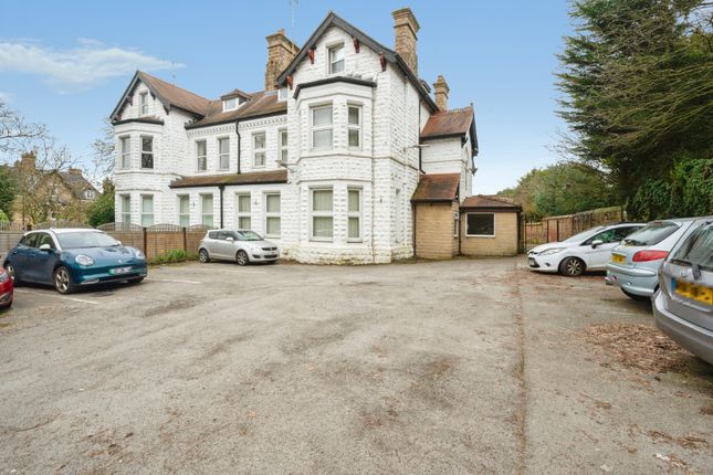 18 bed property, in Woodhouse Road, £1,100,000