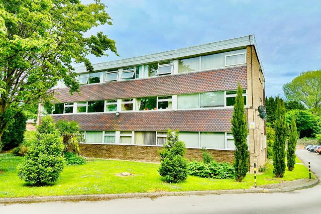 Studio, in St. Marys Mount, £65,000