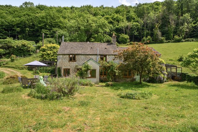 4 bed property, in Stockend, £750,000