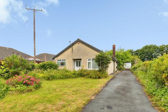 3 bed property, in Nantycaws, £140,000