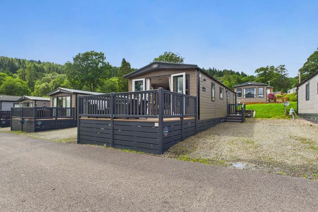 2 bed property, in Loch Lomond Holiday Park, £74,995