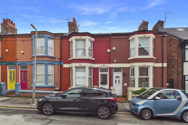 3 bed property, in Carsdale Road, £225,000