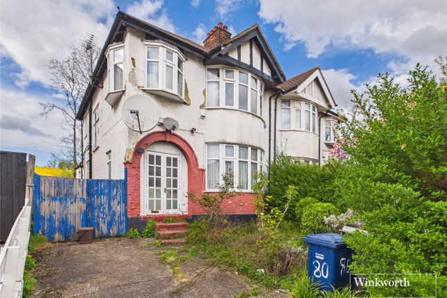 3 bed property, in Tenterden Drive, £700,000