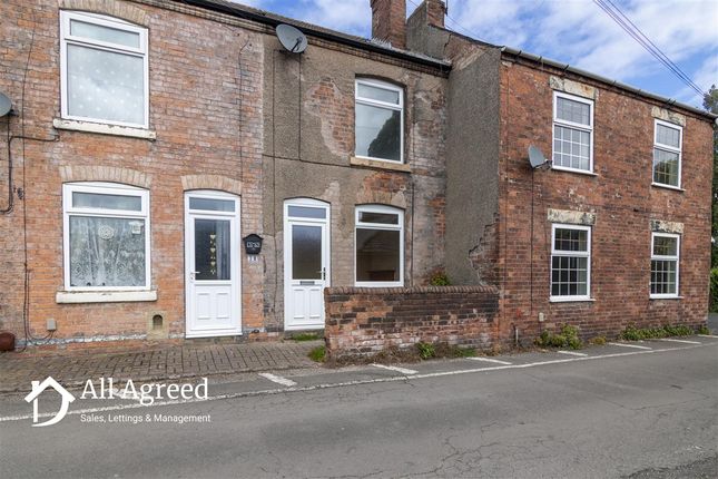 2 bed property, in Shaw Street, £100,000