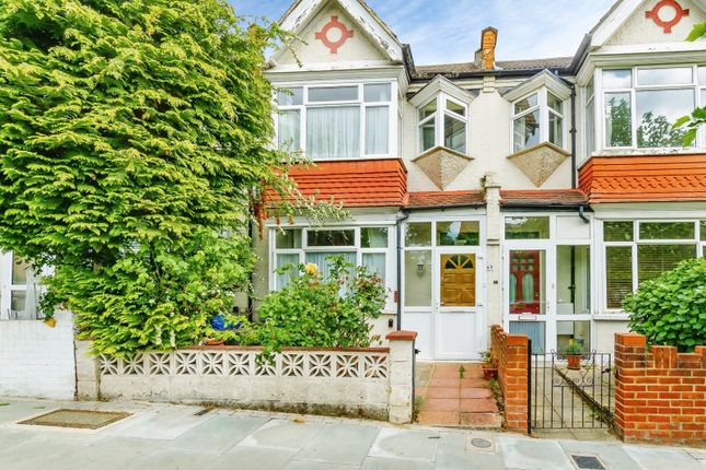 3 bed property, in Rectory Lane, £700,000