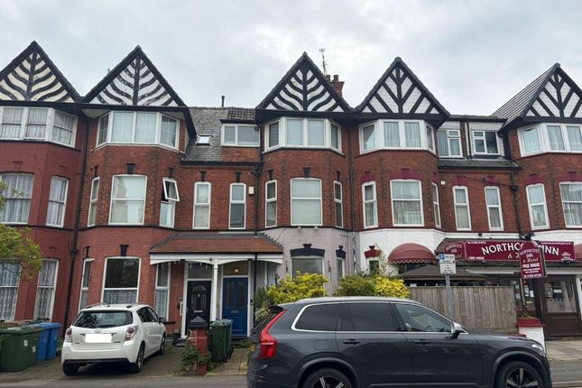 5 bed property, in 12 Trinity Road, £75,000