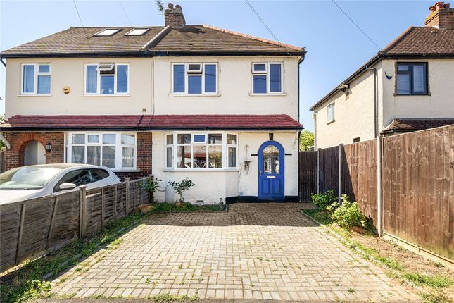 3 bed property, in Surbiton KT6, £500,000