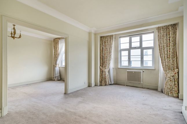 3 bed property, in College Crescent, £799,950