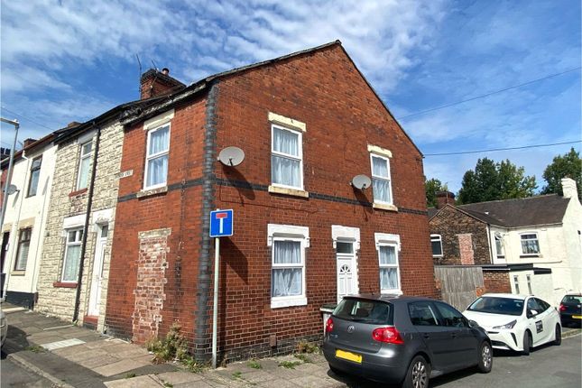 2 bed property, in Josiah Wedgwood Street, £80,000