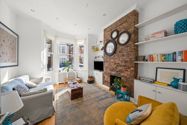 2 bed property, in Priory Park Road NW6, £625,000