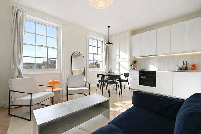 1 bed property, in Cruikshank Street, £500,000