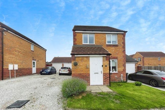 3 bed property, in Stroothers Place Bradford BD4, £230,000