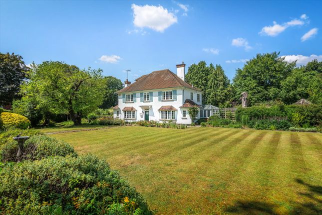 5 bed property, in Fairway, £1,850,000