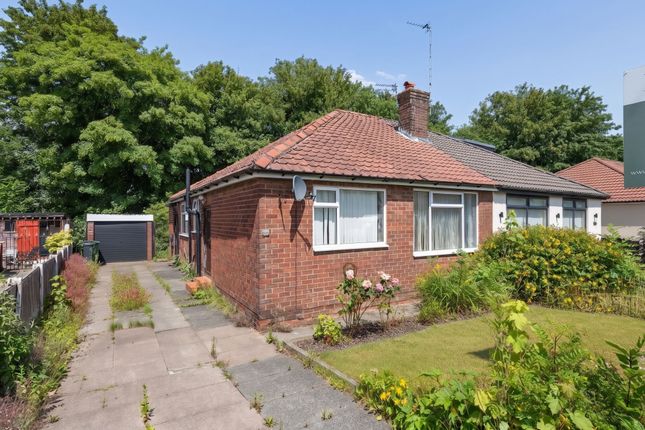 2 bed property, in Bradford Park Drive, £210,000