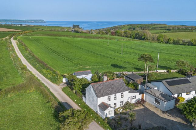 3 bed property, in Trewartha, £525,000