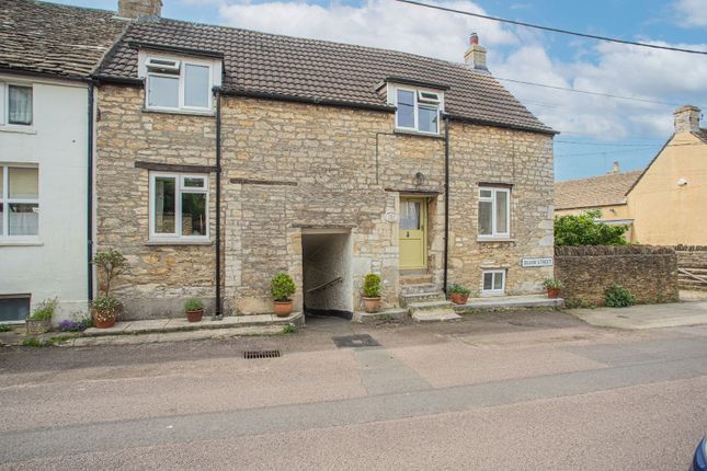3 bed property, in Sherston, £499,000