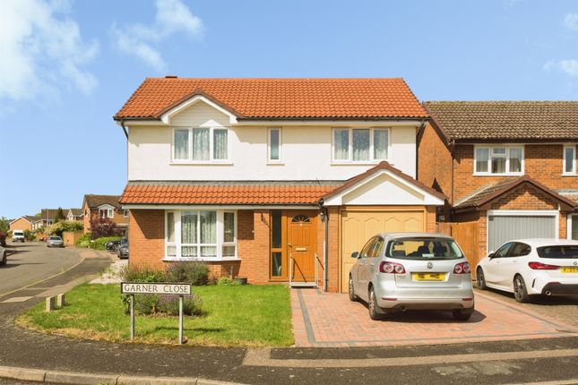 4 bed property, in Garner Close, £550,000