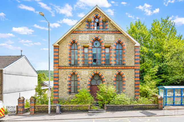 Studio, in Adulam Chapel Swansea Road Pontardawe, £14,000