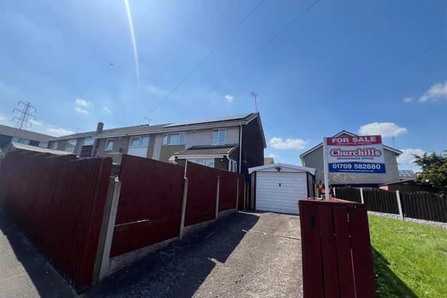3 bed property, in Thompson Close, £135,000