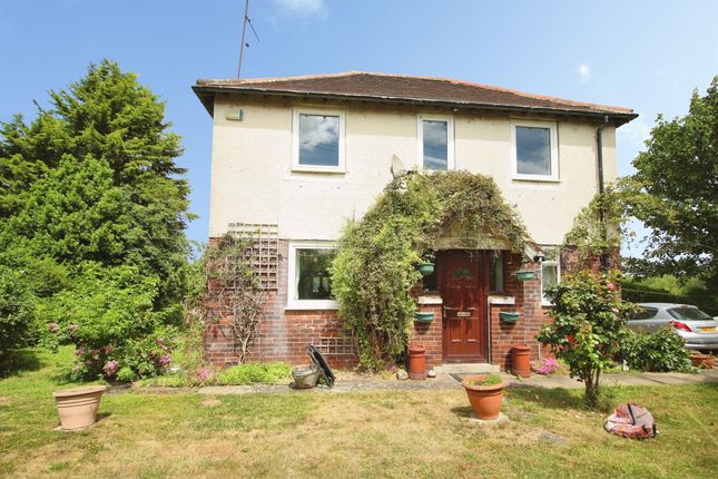 3 bed property, in Wheldale Lane, £175,000