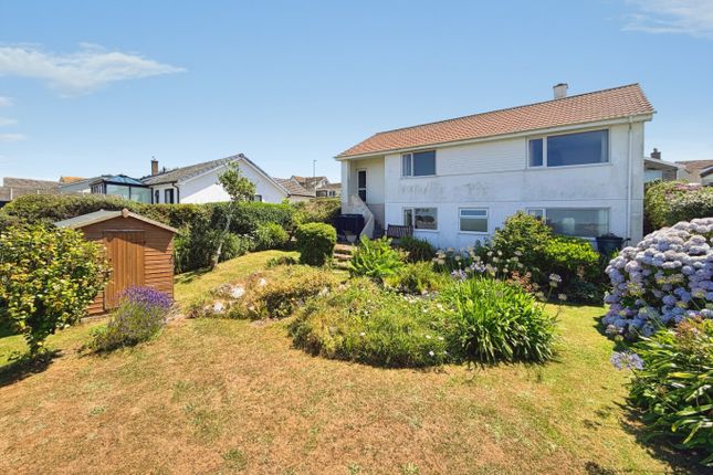 3 bed property, in Hammils Close, £395,000