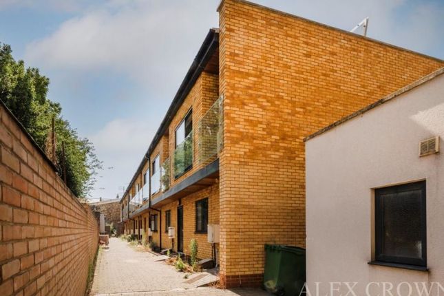 3 bed property, in 2 Lotus Mews, £645,000
