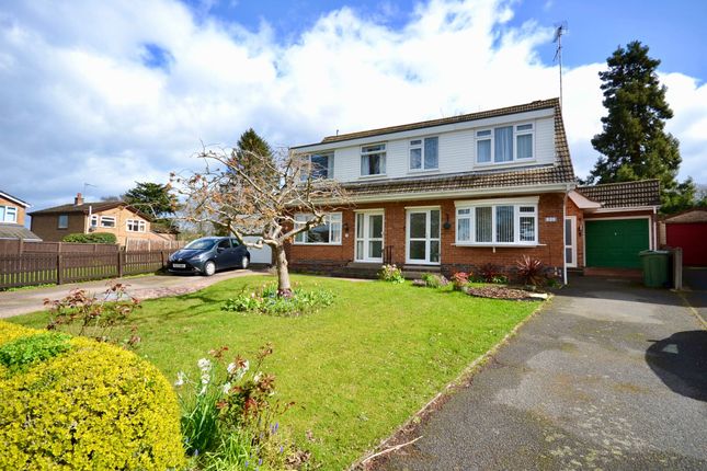 3 bed property, in Belvoir Way, £254,500