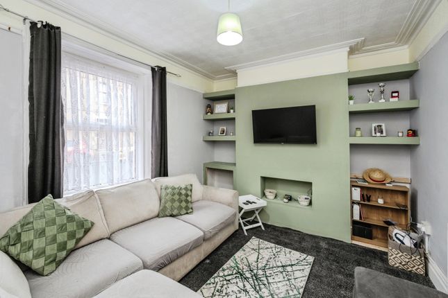 2 bed property, in Millwood Street, £100,000