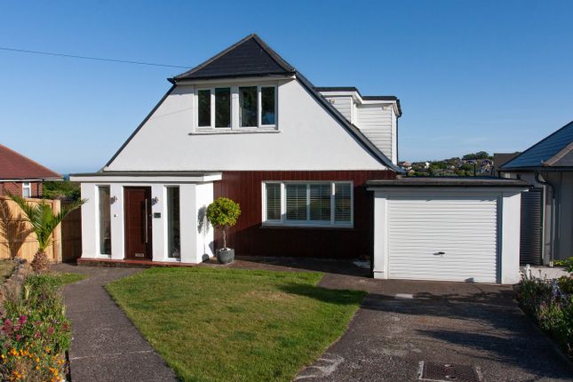 4 bed property, in Dumpton Park Drive, £850,000