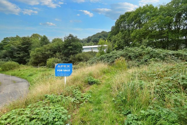Studio, in Land At Glan-Yr-Afon, £27,500